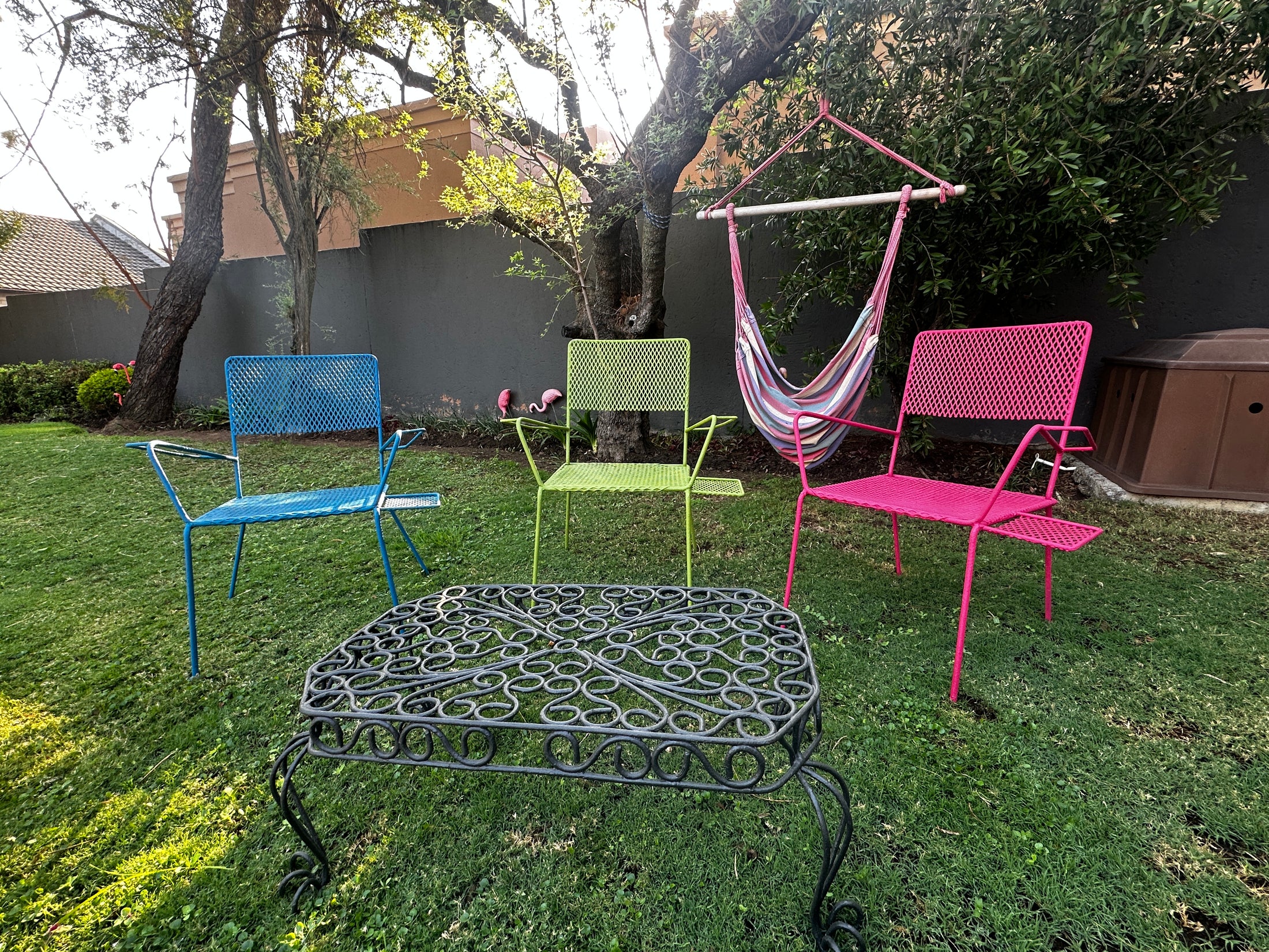 Paint a Rusty Patio Set with Chalkpaint and Polka Granny B's Old