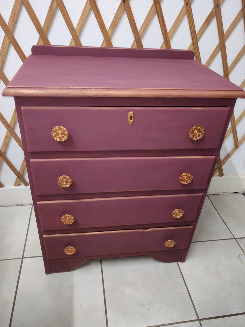 Chalkpaint - Red Velvet (Deep Red)